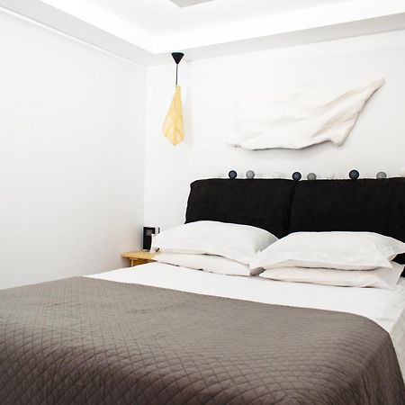Kd Center Apartment ลาวริออน ภายนอก รูปภาพ
