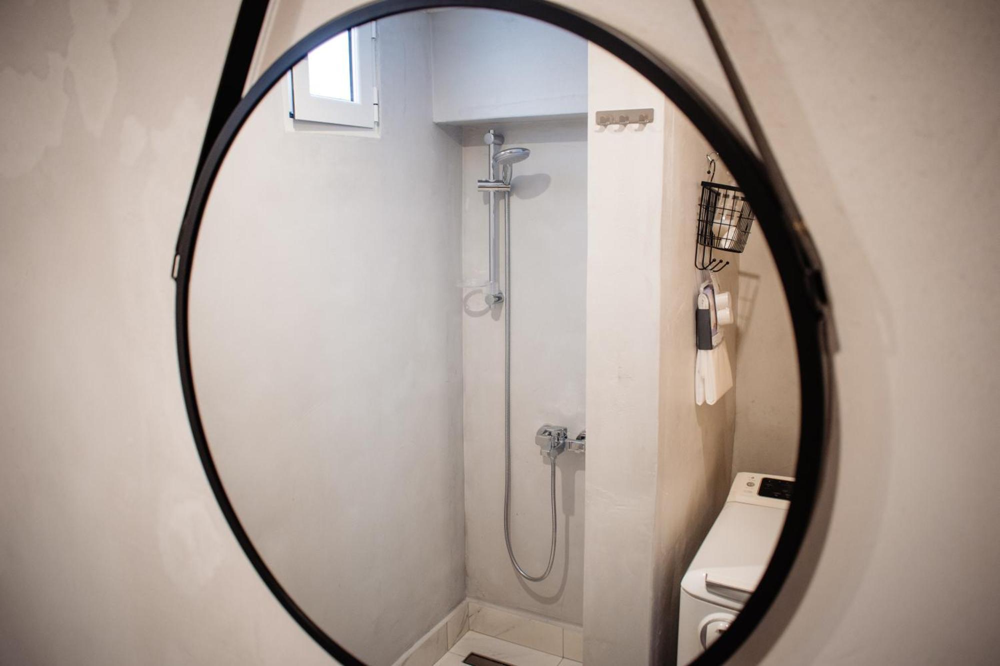 Kd Center Apartment ลาวริออน ภายนอก รูปภาพ